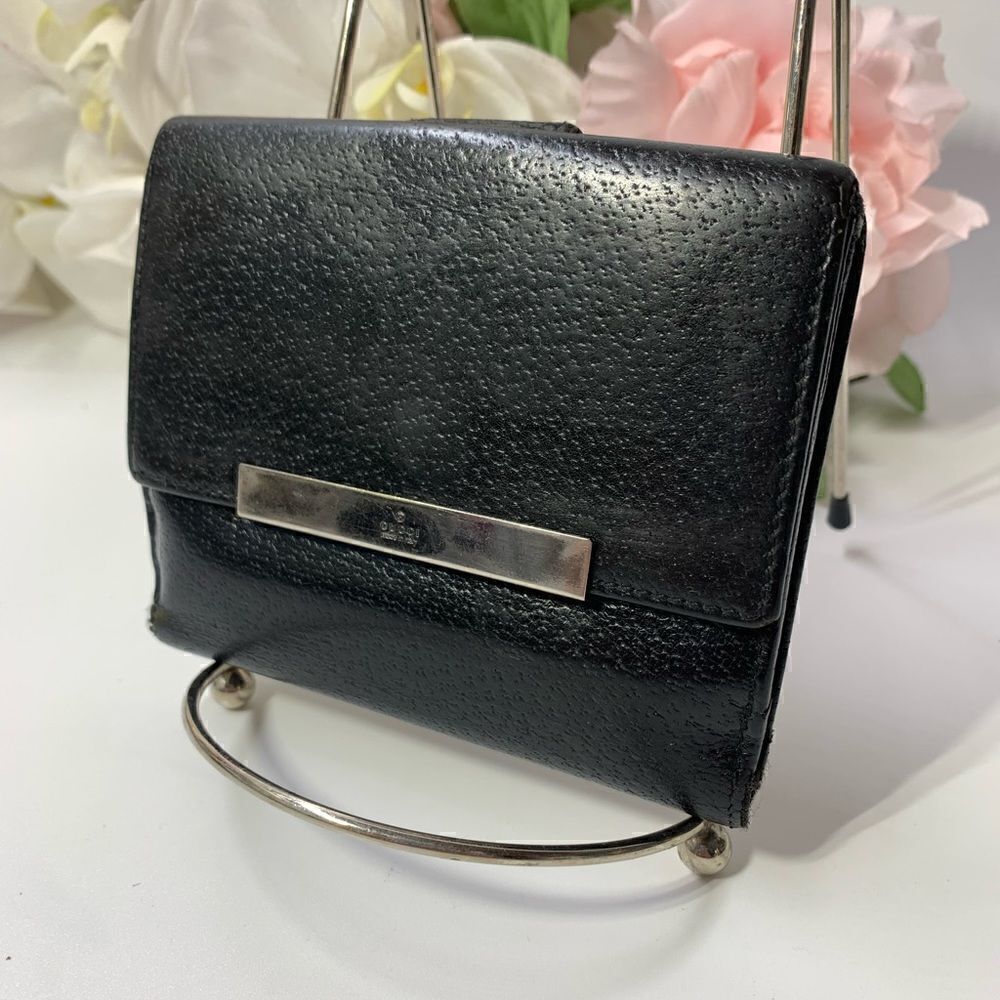 Authentic GUCCI Leather Compact Wallet - Picture 3 of 13